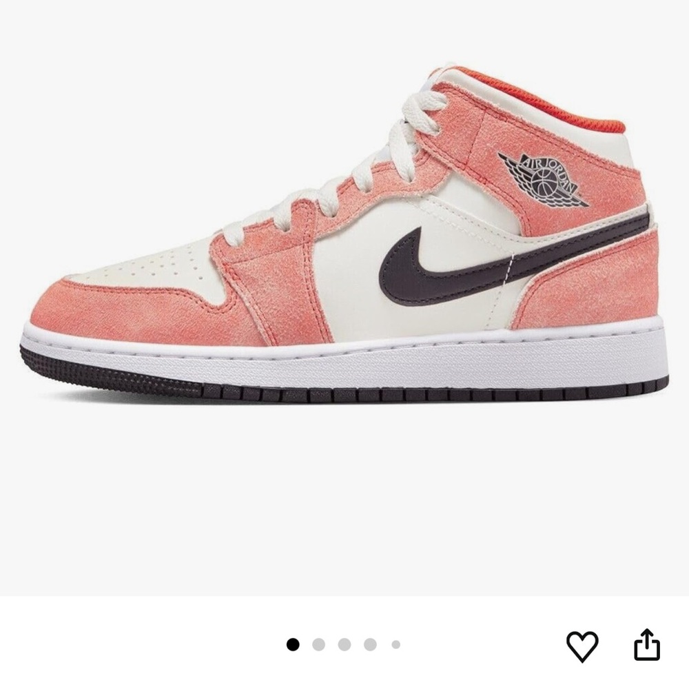 Nike Grade School Air Jordan RETRO 1 MID SE 'ORANGE SUEDE' 7 Youth